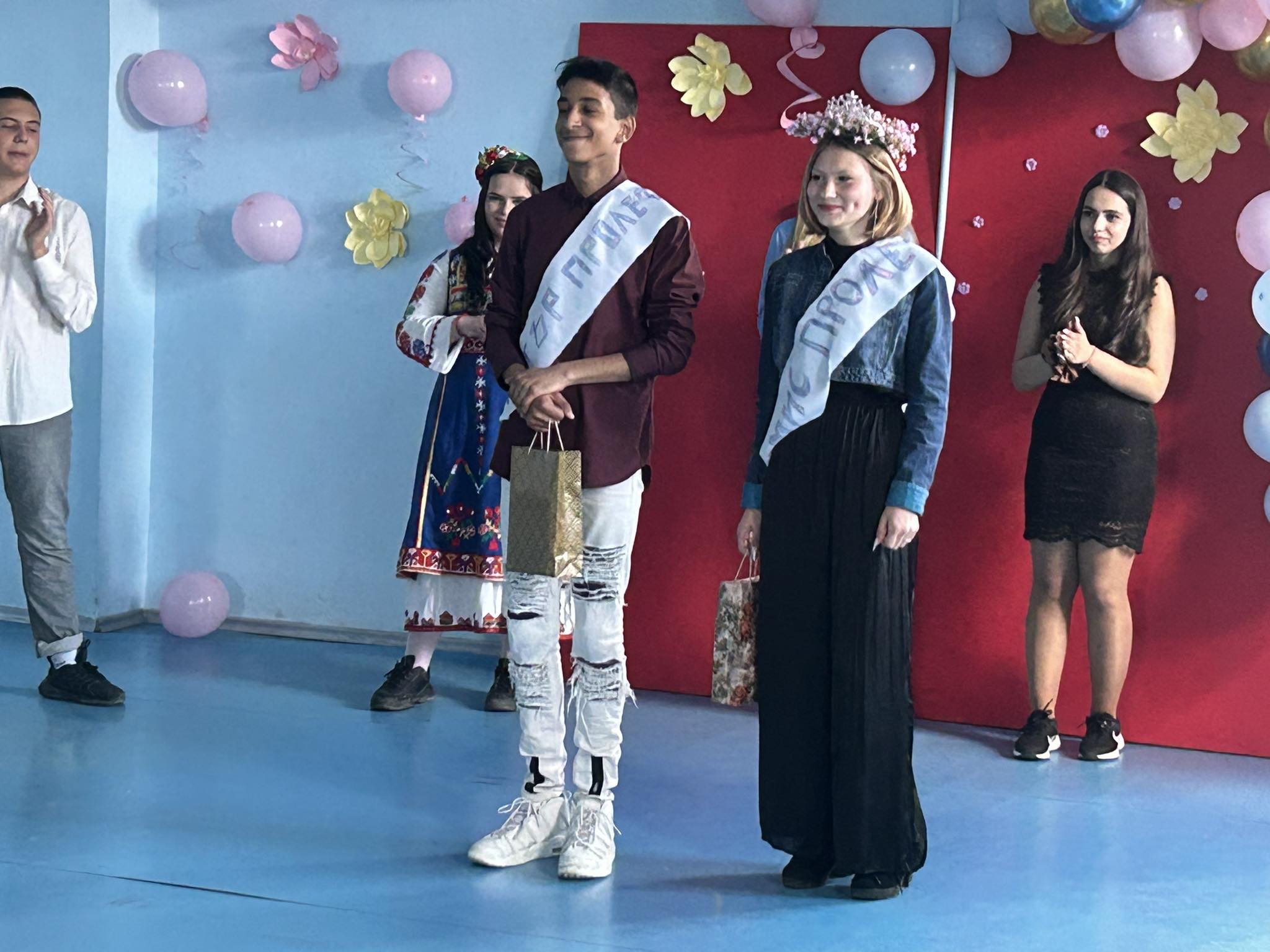 432767840_956944843051450_4253291776231045736_n